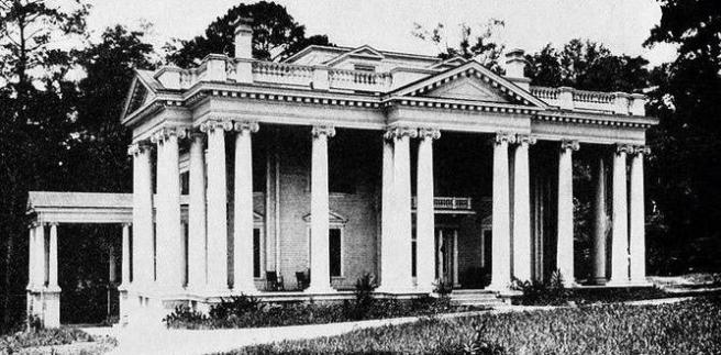 The Florida governor's mansion, 1912. This building was torn down in 1955 because it was structurally unsound and rebuilt on the same site. Source: www.floridagovernorsmansion.com