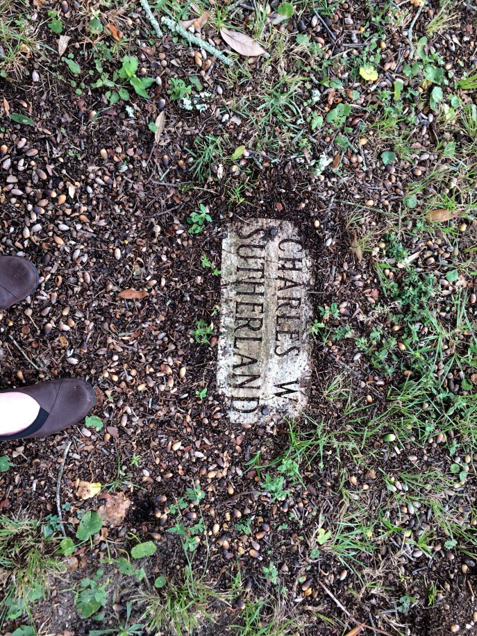 Charles Will Sutherland. That was all it said.