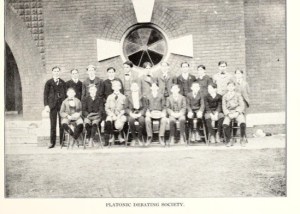 Platonic Debating Society, 1900. Emmett is in the back row, fifth from left. Source: FSU archives