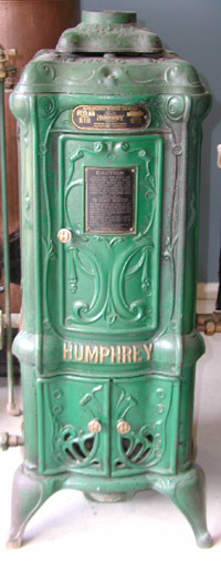 The Humphrey hot water heater. This model is from 1920. Source: waterheaterrescue.com