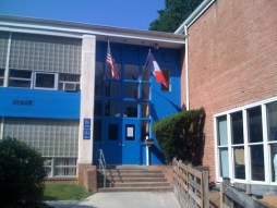 Rollingwood Elementary School, my voting precinct. Source: Moderncapitaldc.com